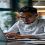 Mengoptimalkan Laporan Google Ads untuk Meningkatkan Konversi Bisnis AI Image: laporan google ads illustration